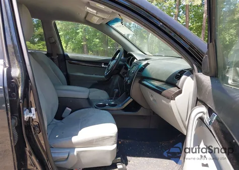 2012 Kia Sorento Lx из США, поврежденный, VIN 5XYKT3A64CG298779